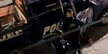 Acusan a policía estatal de Aguascalientes de matar a balazos a un perro en la colonia Insurgentes