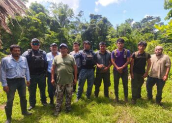 Localizan con vida a cuatro elementos de la CONANP y dos comuneros extraviados en la Selva Lacandona