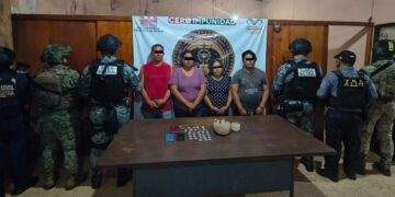 Detienen a cuatro personas y rescatan a cinco menores tras cateo en Mapastepec, Chiapas