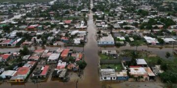 Dejan las lluvias del huracán Polo afectaciones en comunidades de Sonora y recarga en presas del estado