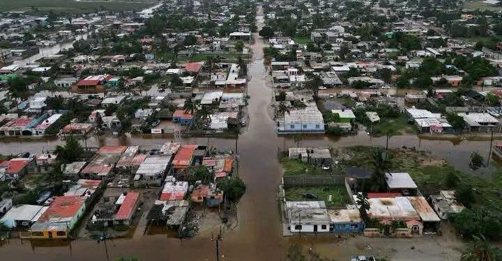 Dejan las lluvias del huracán Polo afectaciones en comunidades de Sonora y recarga en presas del estado