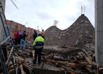 Colapsa cimbra y losa en obra en construcción en Morelia; reportan 25 trabajadores lesionados