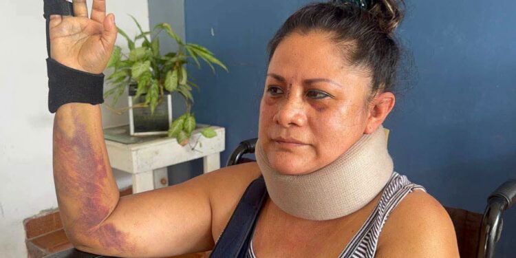 Denuncian presunto intento de feminicidio contra doctora en Mazatán; exigen a la Fiscalía de Chiapas esclarecer situación